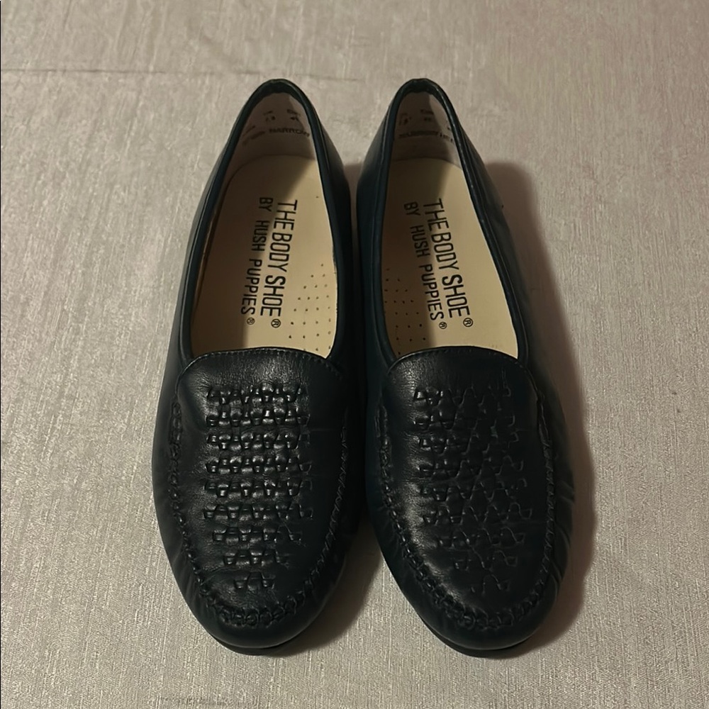 Hush Puppies Black Flats Timeless Loafers